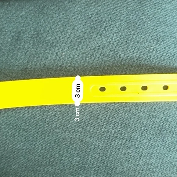 YELLOW RUBBER BELT - Picture 3 of 5